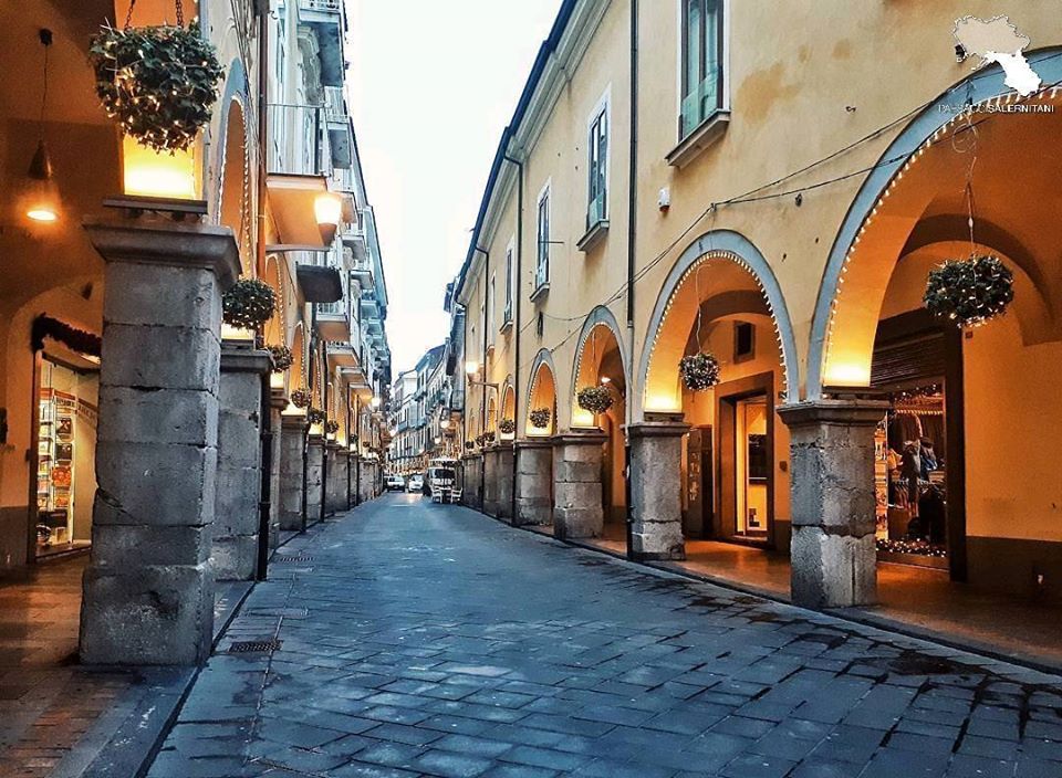 NOCERINA ON THE ROAD: Cava de' Tirreni, città di amici, cugini e rivali