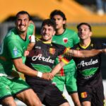 LA SIGNORA IN ROSSONERO: il destino di chi ama la MAGLIA è soffrire!