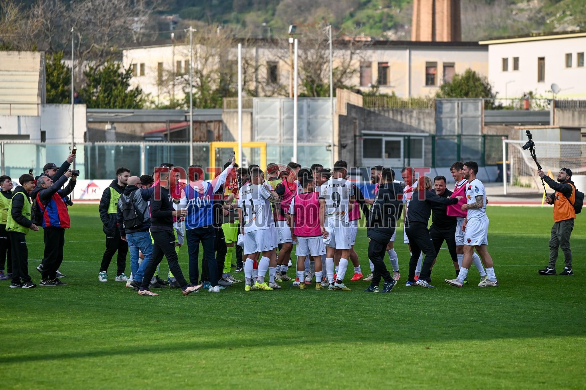 Ripescaggio, Gambardella infiamma la Pasqua dei molossi